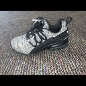 Black and white pumas